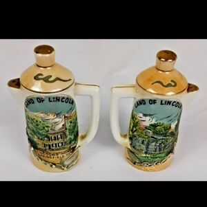 Vintage Land of Lincoln Gold Lusterware Salt & Pepper Shakers  Illinois Souvenir